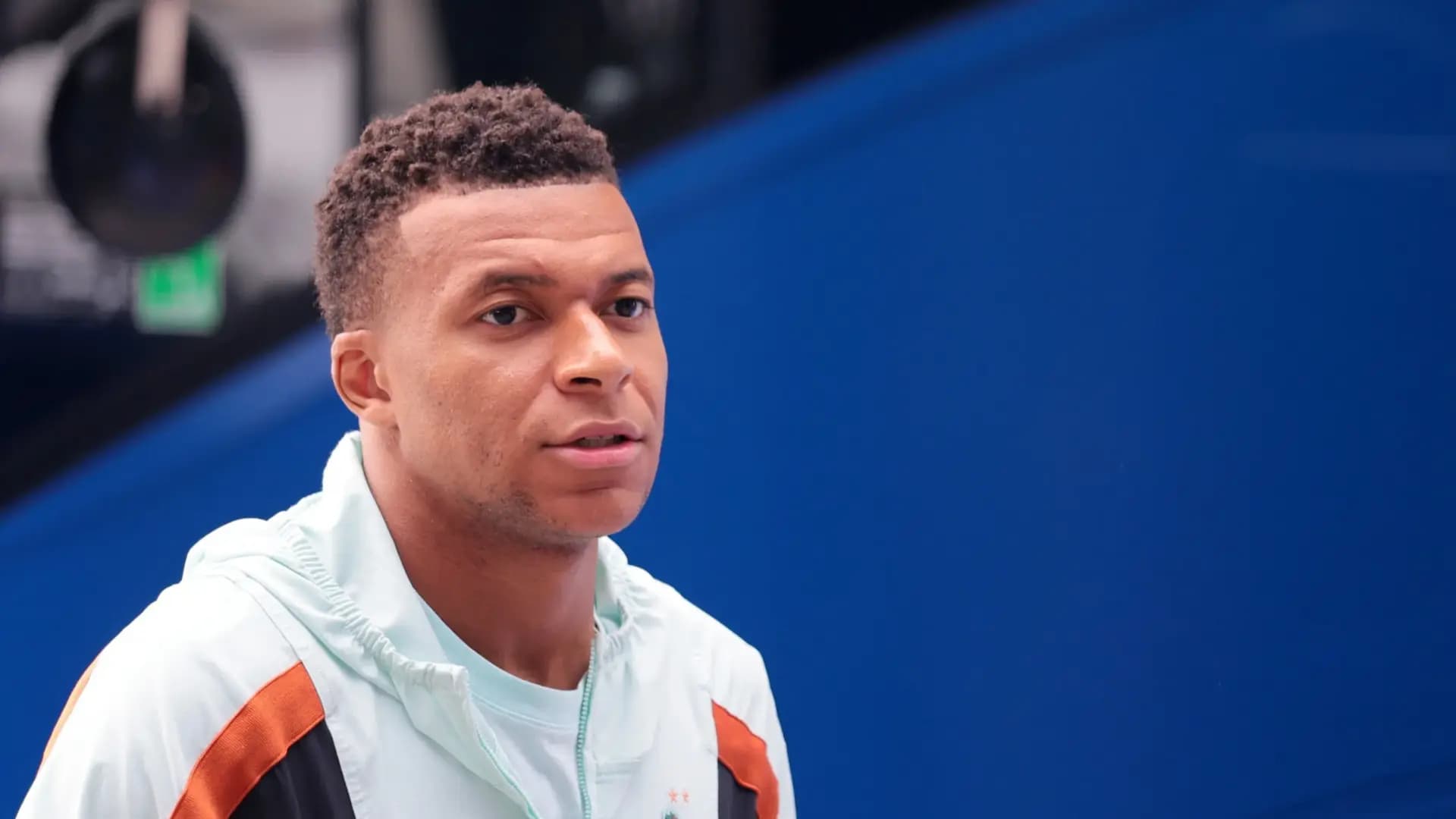 Mbappé thanks French fans after World Cup performance
