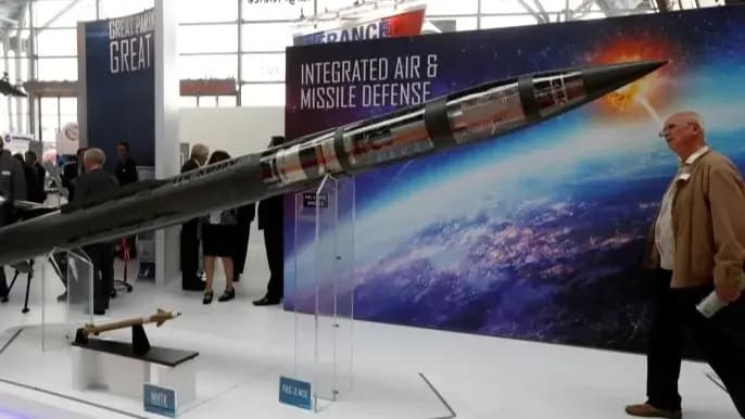 US signs large Patriot missile deal