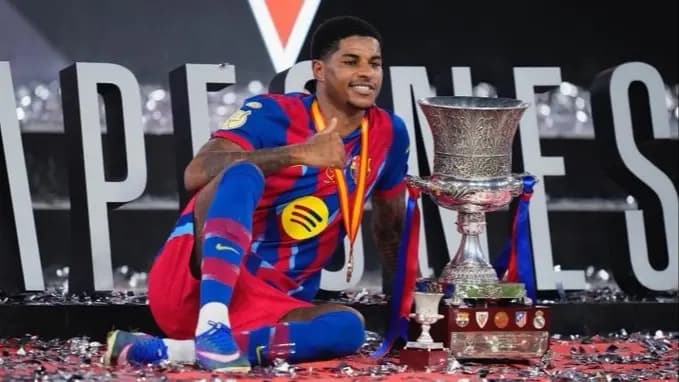 Rashford leaves Barcelona, returns to United