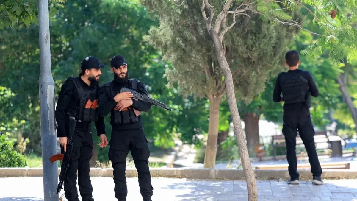 Lebanon and Syria border weapons smuggling issues