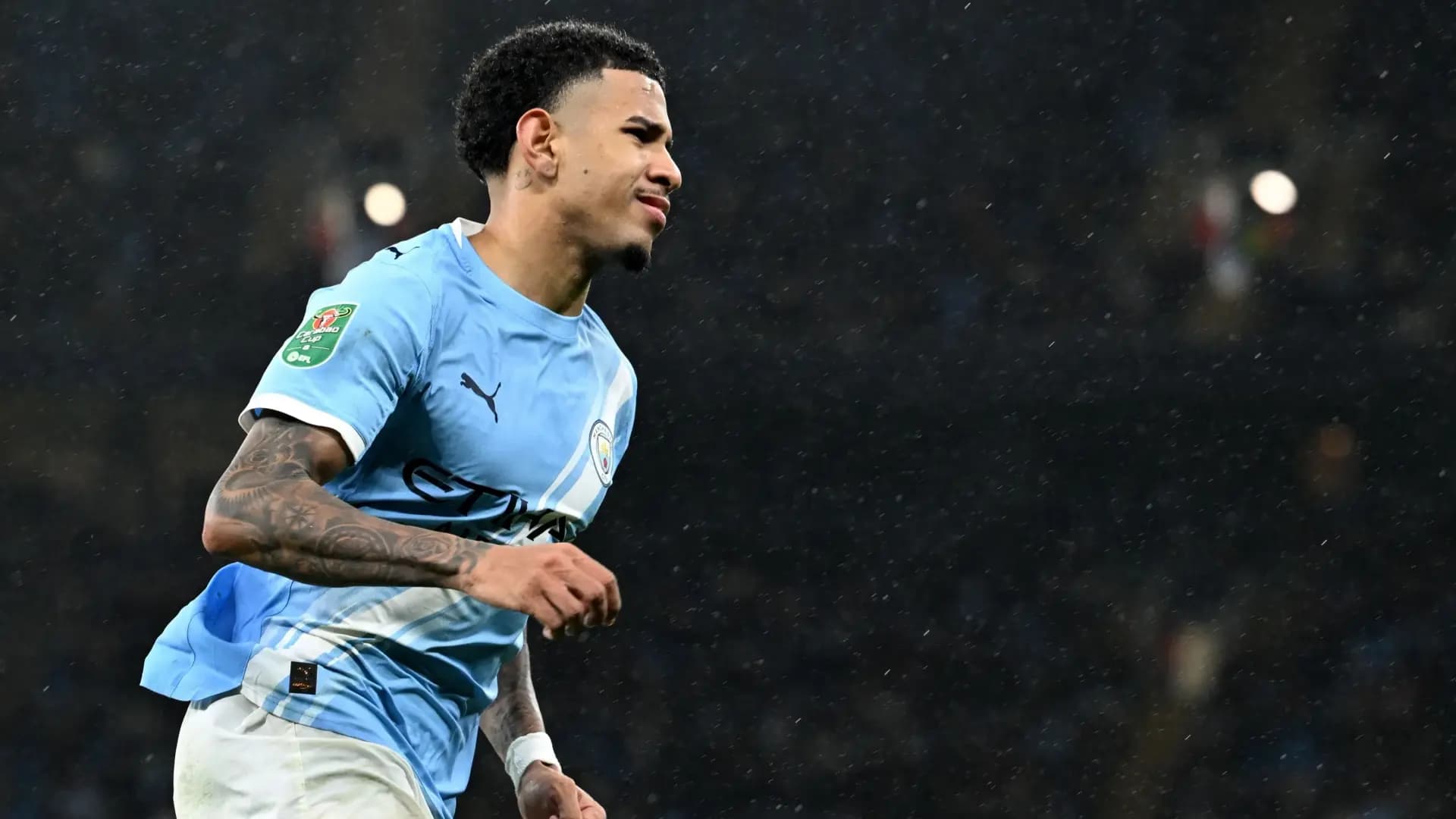 Tottenham eye Savinio from City