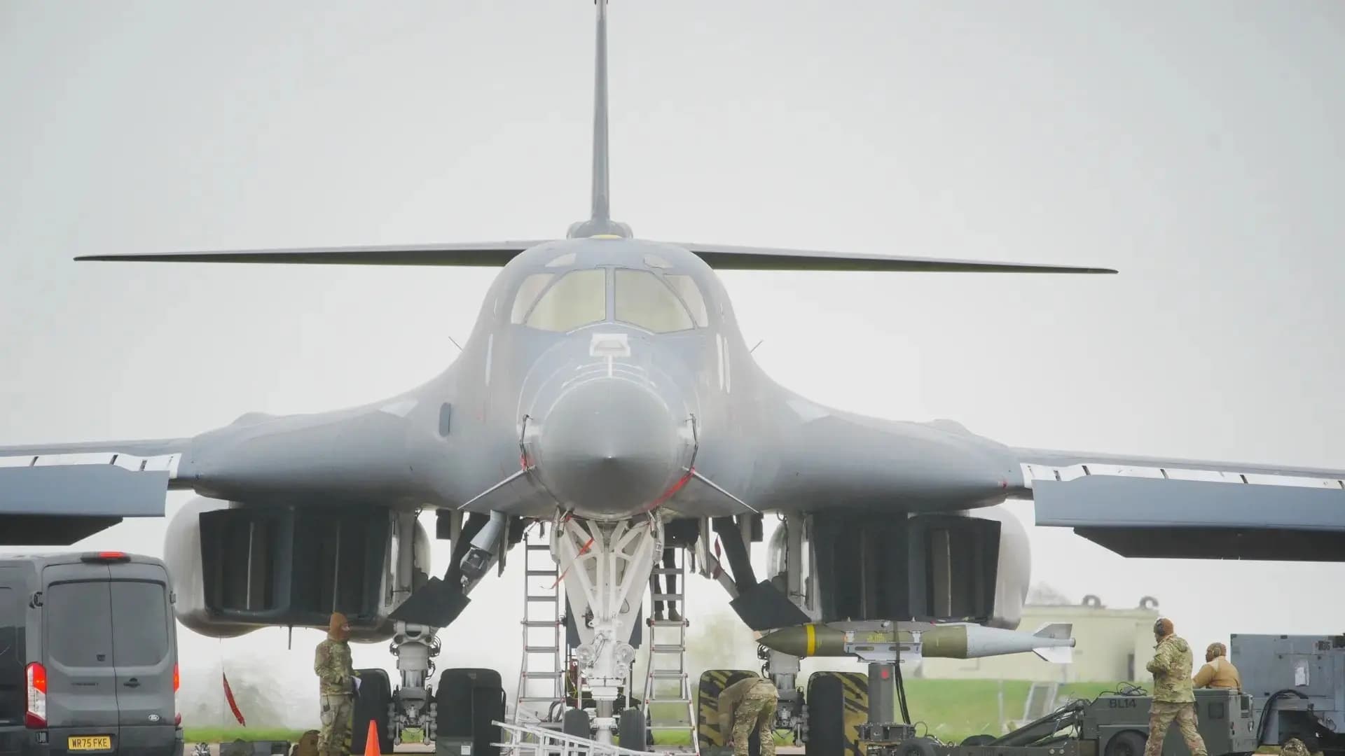 Axios: U.S. B-1 bomber in Iran strikes