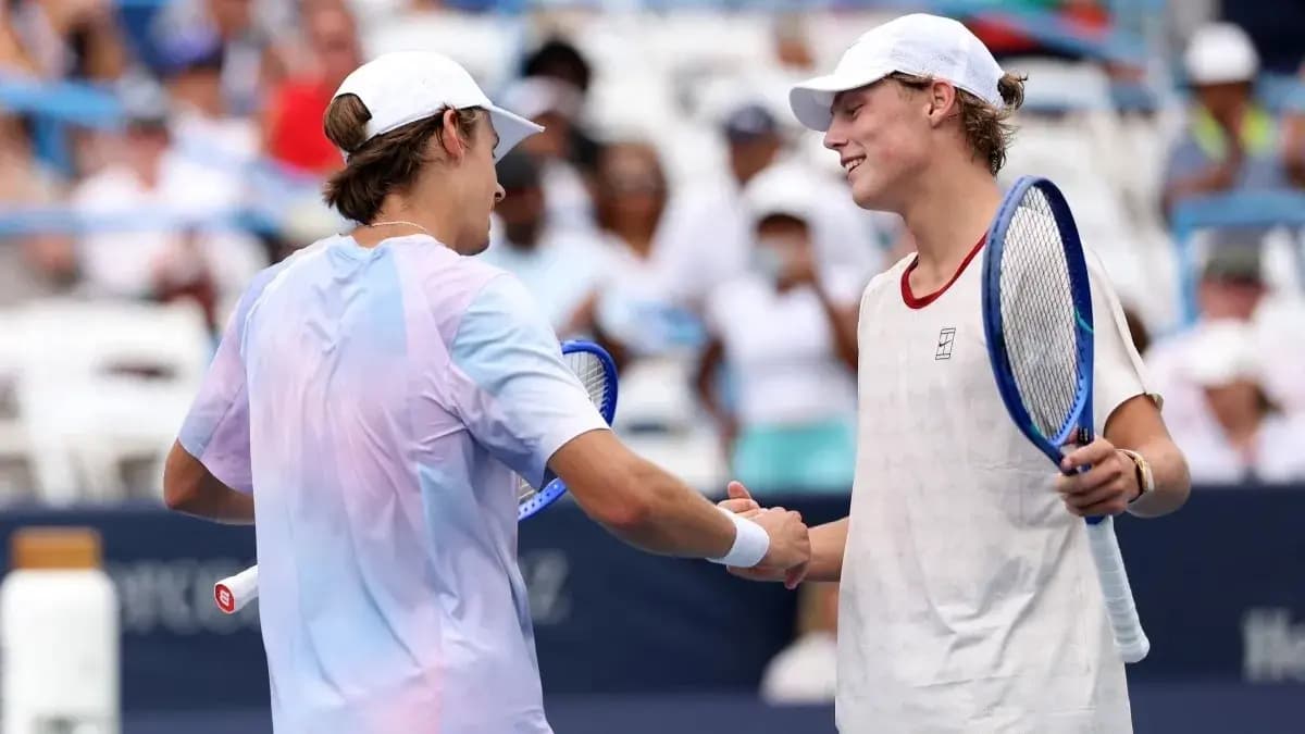 Australian Summit ends with de Minaur win