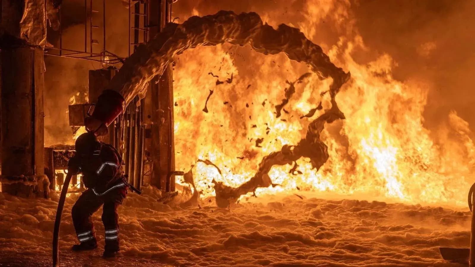 Russian strikes hit Odesa port