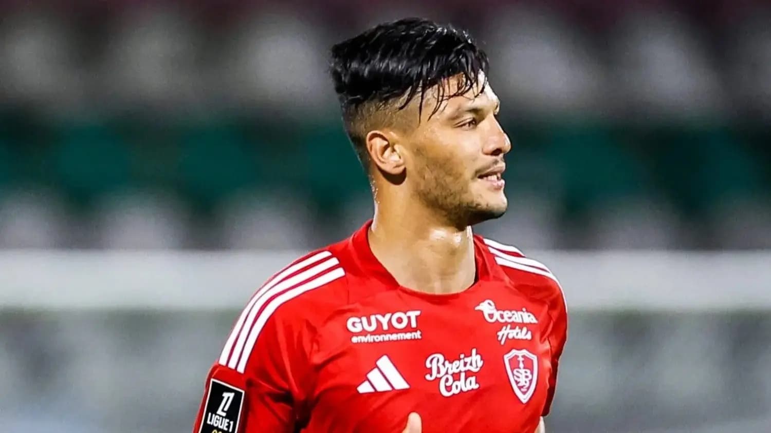 Egyptian Reports: Ashraf Dari Aims to Leave Al-Ahly Over Legal Issues