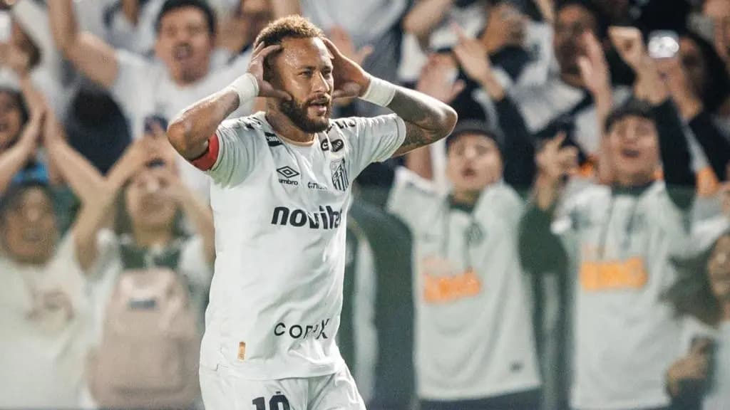 Neymar's brace helps Santos avoid defeat after World Cup return