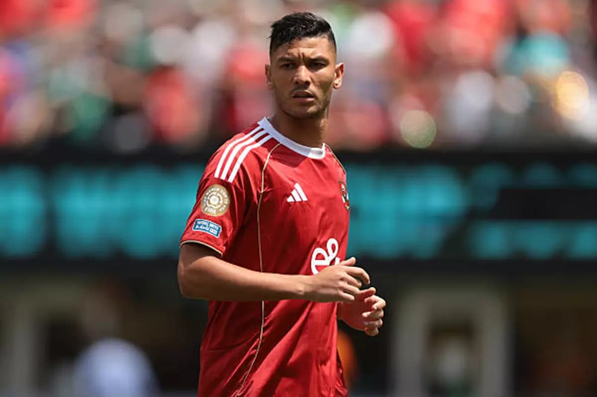 Al Ahli to Cover Ashraf Dari's Salary