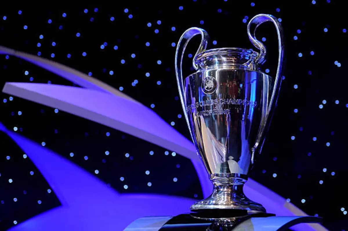 Napoli's Win at Liverpool and Barcelona-Milan Draw Highlight First Champions League Round