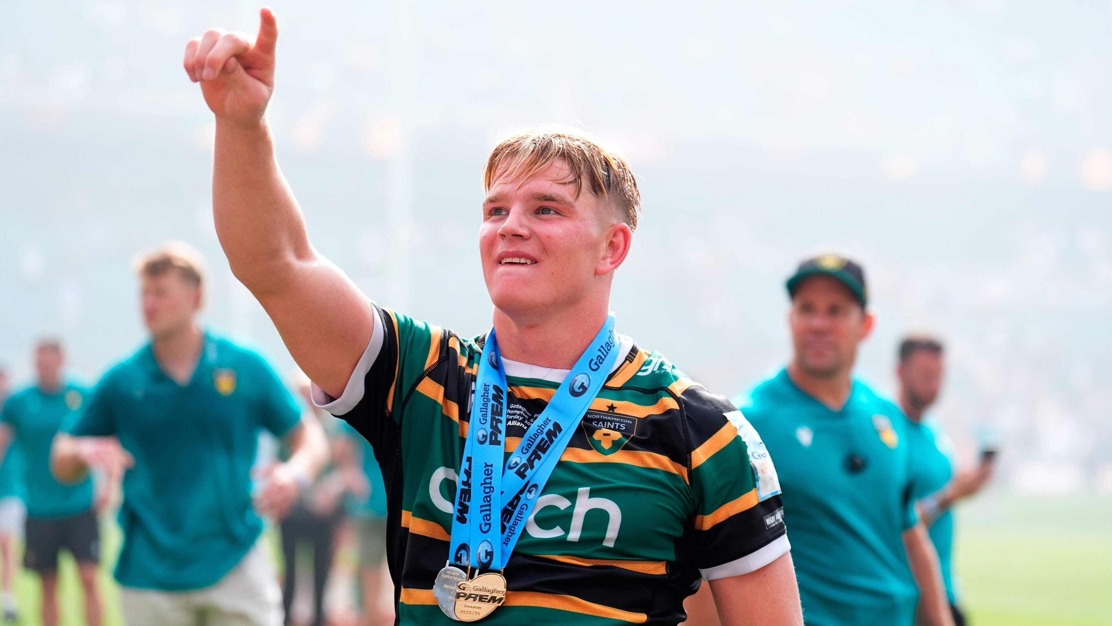 Henry Pollock signs £450,000 deal with Northampton and England