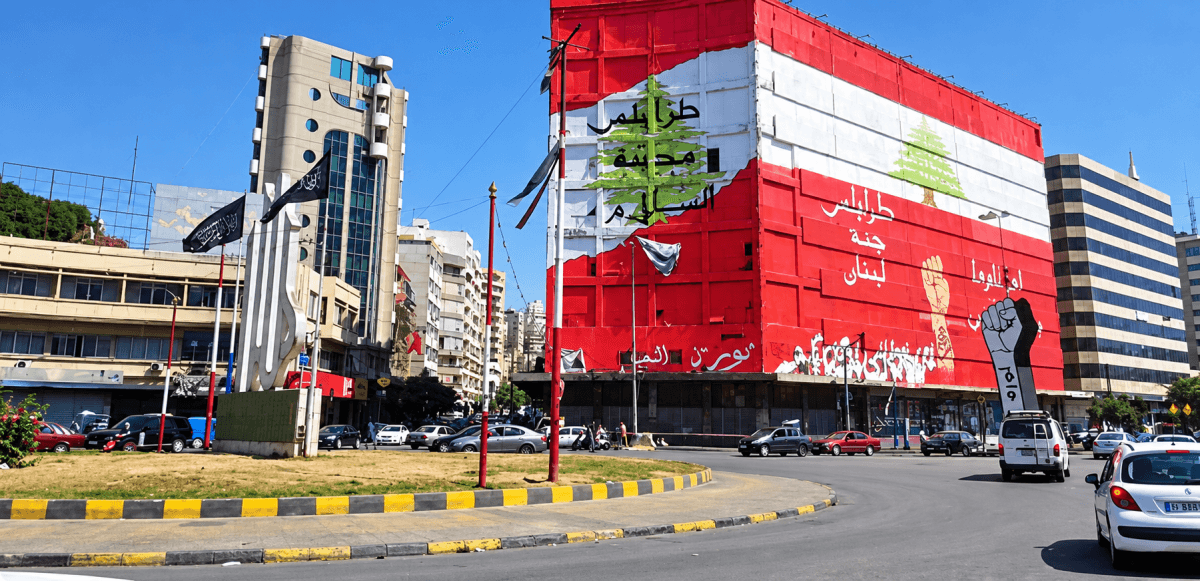 Tripoli issues warning notices before Aoun's visit