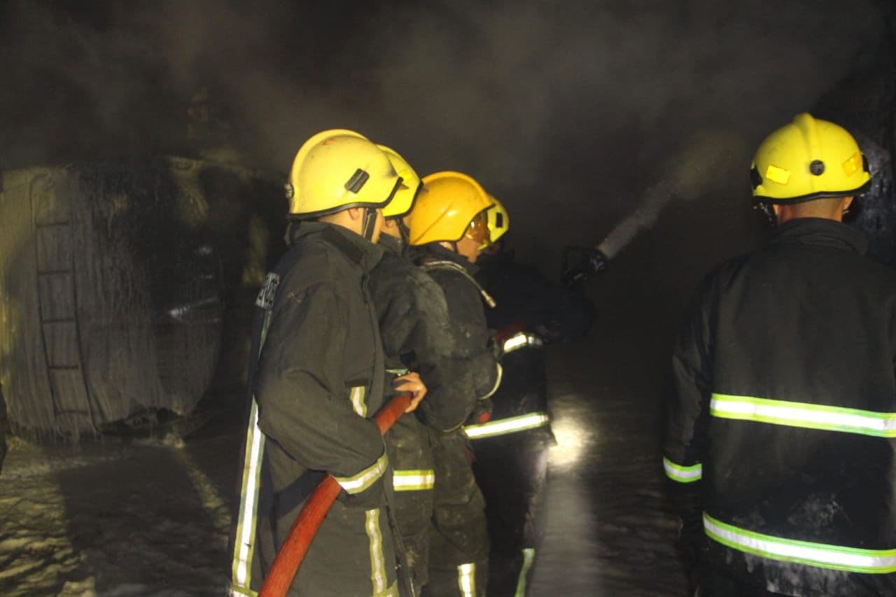 Civil Defense extinguishes chemical fire in Aqaba with minor injuries