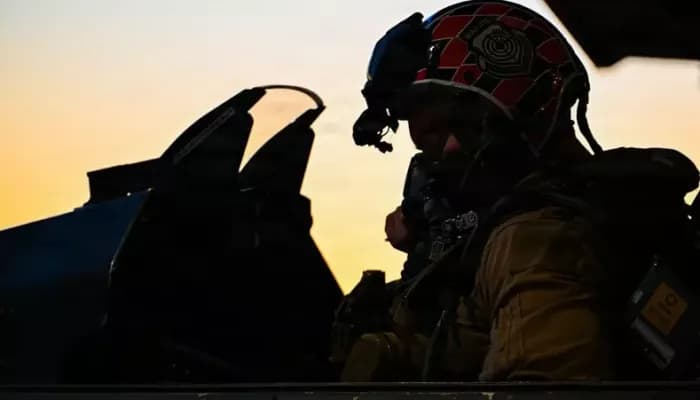 U.S. strikes Iran military hubs