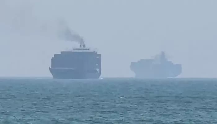 Revolutionary Guard halts two oil tankers at Strait of Hormuz