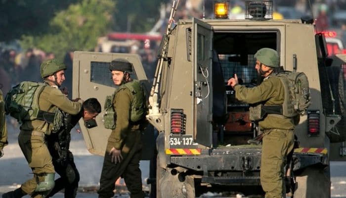 Israeli forces detain 13 Palestinians