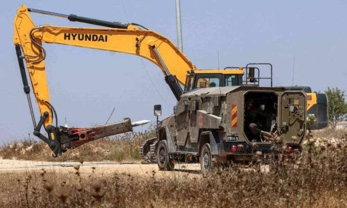 Occupation forces demolish Ni'lin home