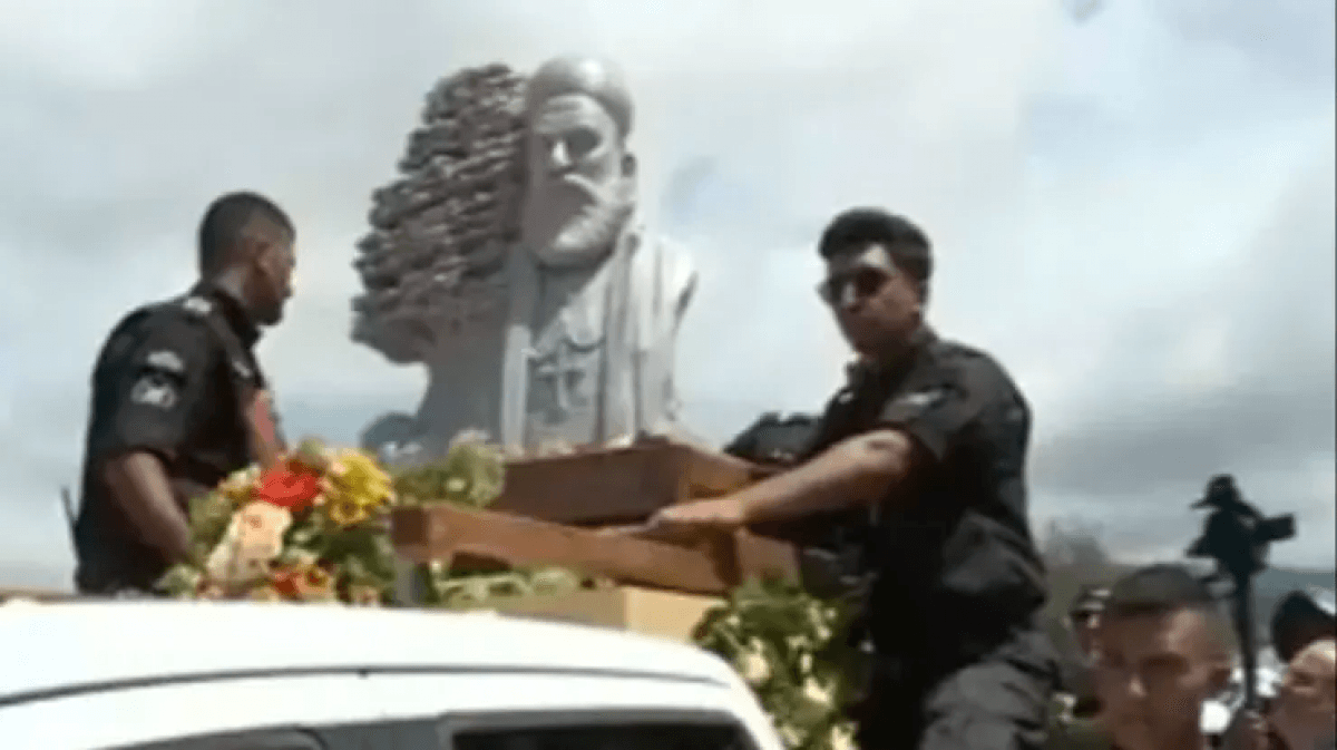 Elyas Al-Houiek's relics reach Halta Al-Batraunia