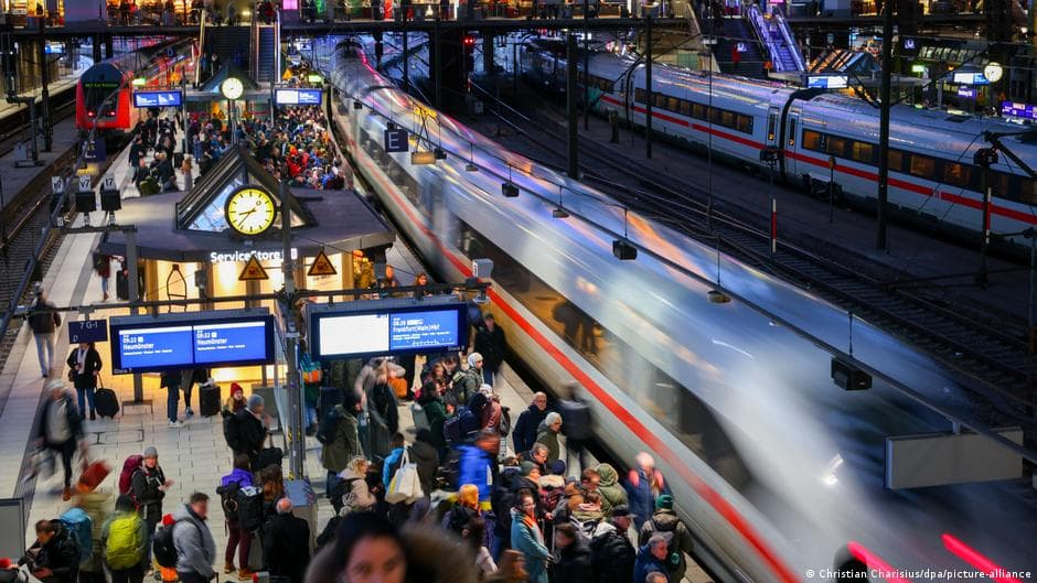 Germany considers train station alcohol ban