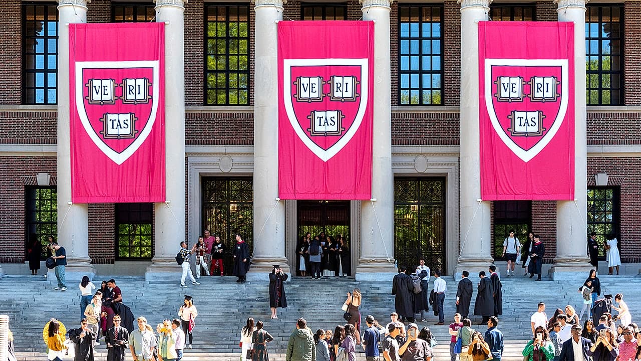 DOJ investigates Harvard financial aid bias
