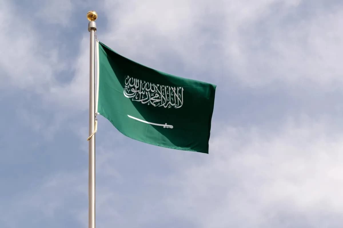 Saudi Arabia rejects Houthi siege claims
