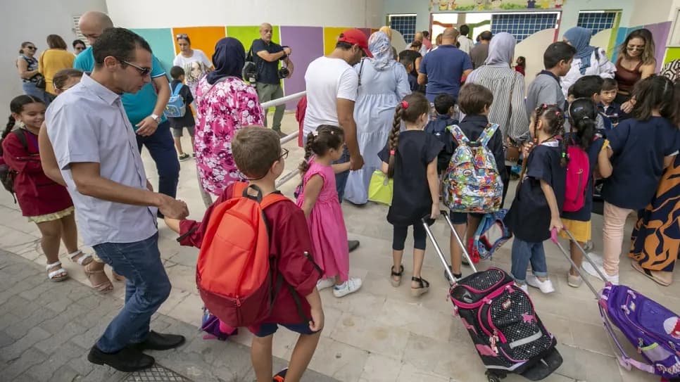 Tunisian Remote Registration Sparks Parent Concerns