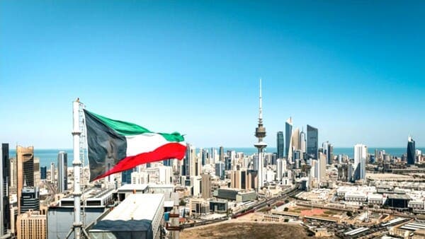 Kuwaiti Army reports attack on three border sites causing material damage