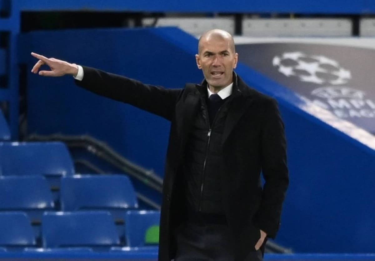 France hands over coaching baton to Zinedine Zidane after Didier Deschamps' era ends