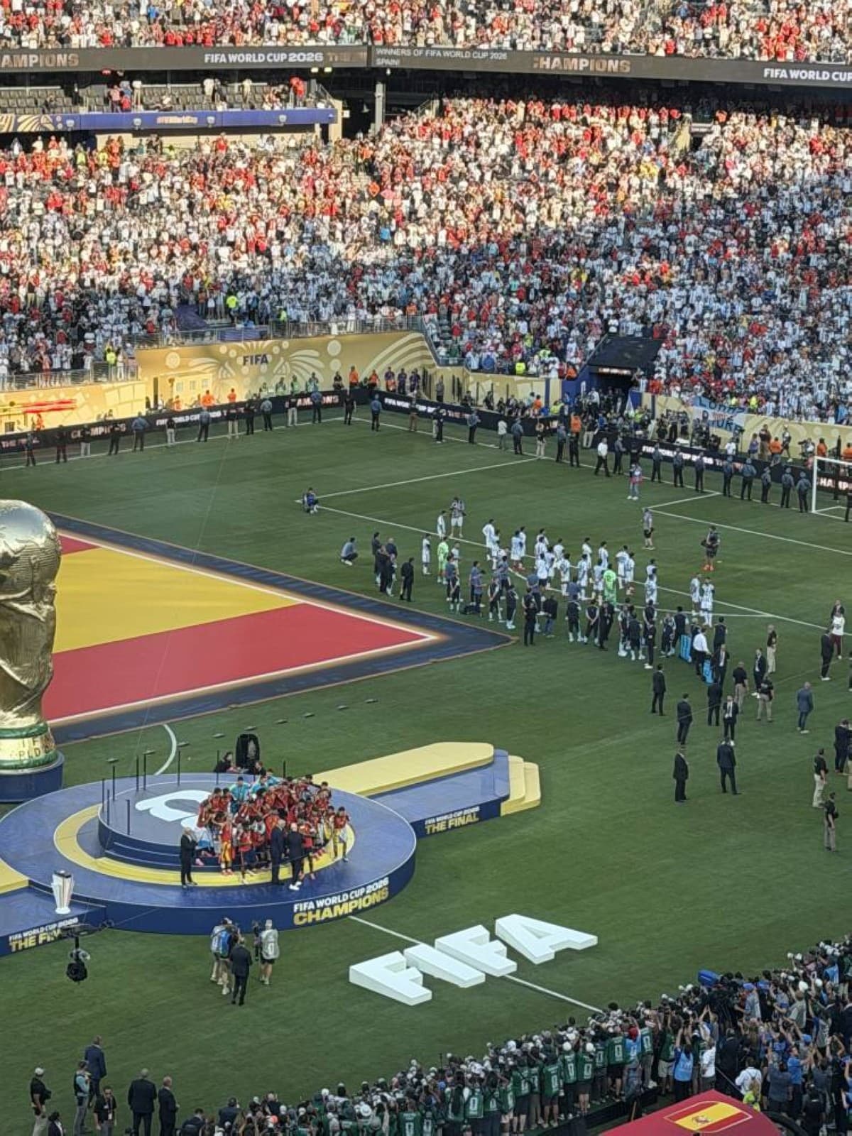 Argentina's reaction at awards sparks criticism