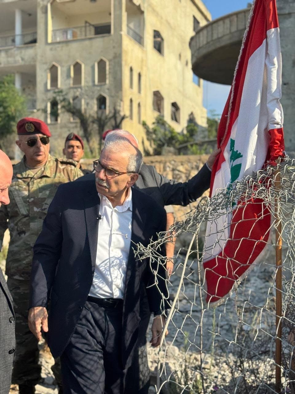 Salam from Zouatar Al Gharbia on restoring life to the south