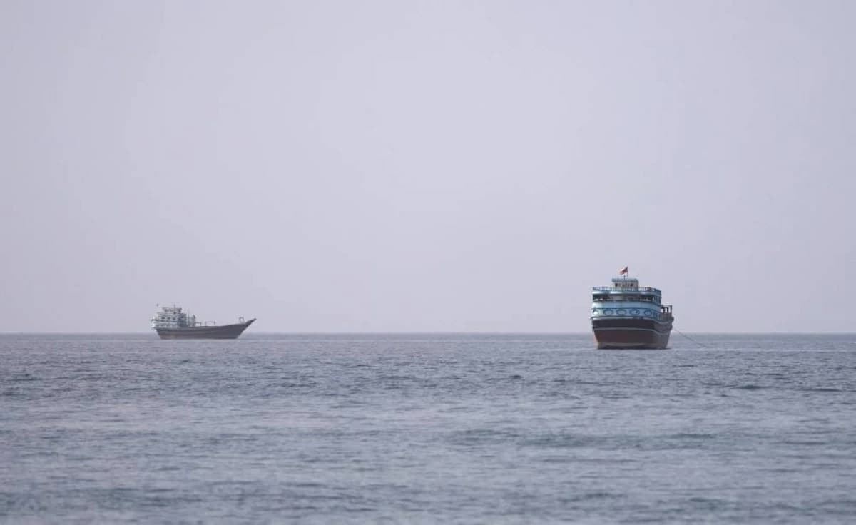 Oil dips below $90 amid US Iran talks
