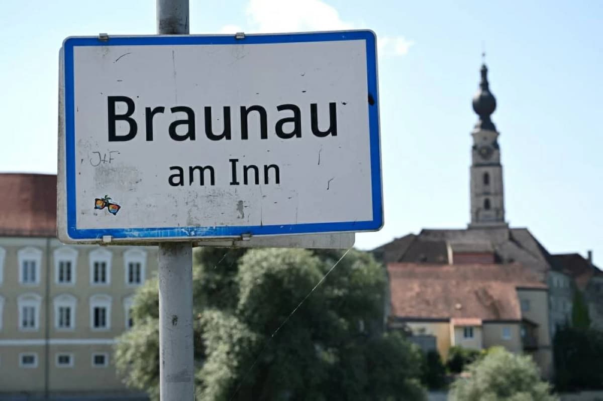 Austria town of Hitler becomes police station