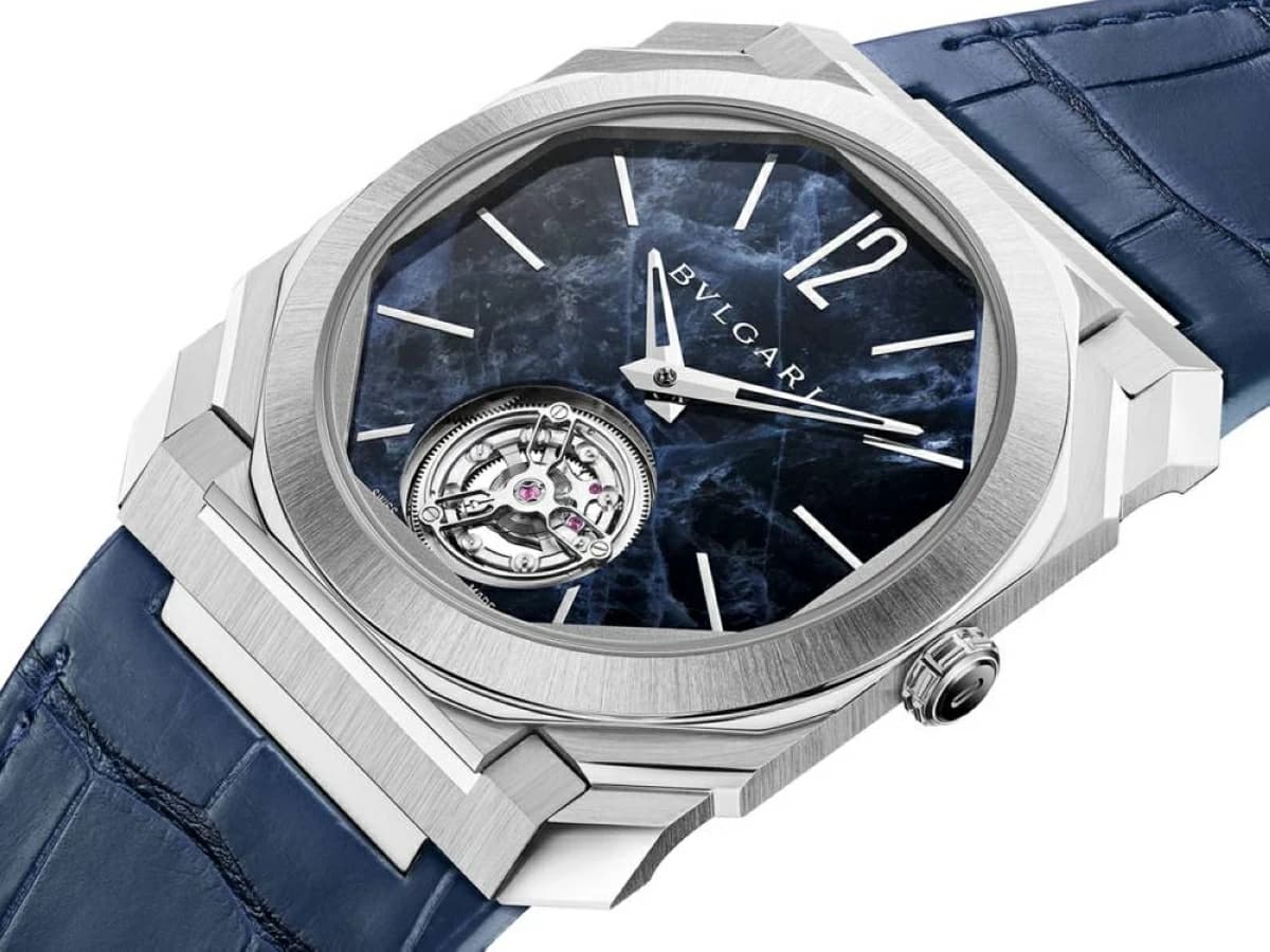 Luxury watches target new generation