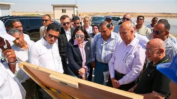 Housing Minister visits Marsa Matruh sewage plant