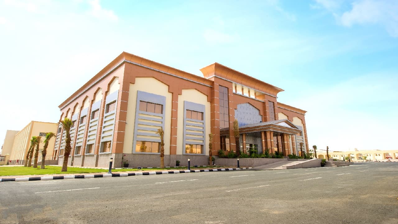 Taif University Implements Remote Learning