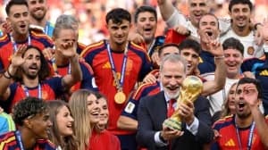 Evening – Spain wins second world title
