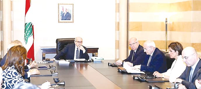 Council approves energy, internet, and port projects