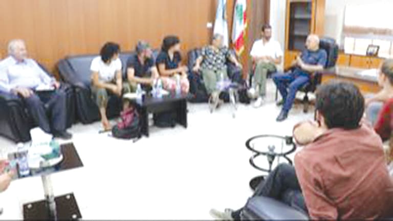 International delegation inspects Tyre war impact