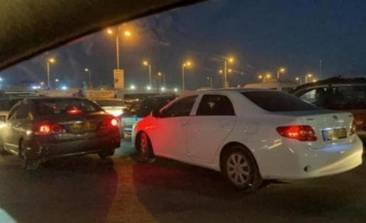 Vehicles detained at Beit Iksa checkpoint