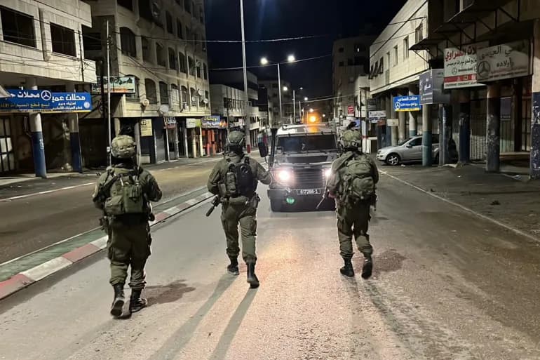 Israeli Troops Raid West Bank Villages