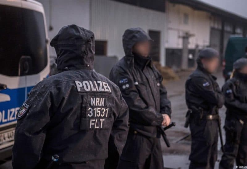 Berlin car attack injures several