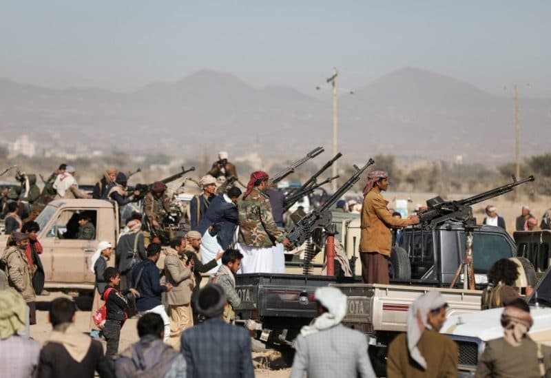 Iran Dispatches Guard Officials to Houthis