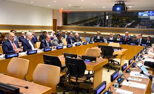 وزير الخارجية يشدد على أهمية التحرك العربي لدعم الموقف الدولي حيال الانتهاكات الإسرائيلية
