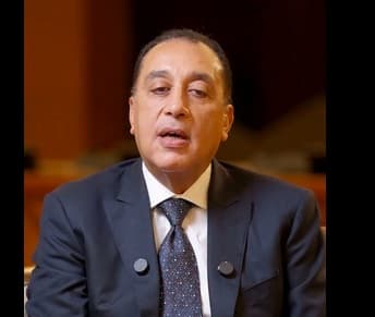 Prime Minister urges Egyptians abroad to boost investments